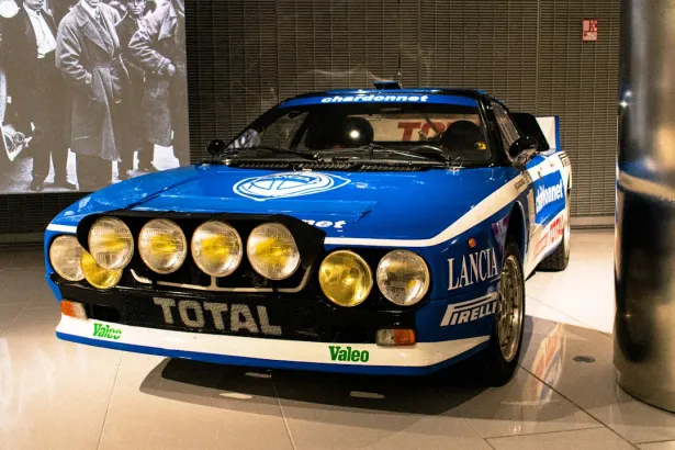 Casino Dogs Fortune Android/iOS App